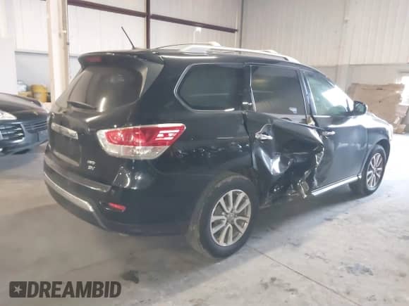 2016 Nissan Pathfinder Platinum with VIN 5N1AR2MM9GC643194, listed as a IAAI auction lot 41345013 with 126,073 mi miles and . Bid and sale history available at DreamBid. Image 4.