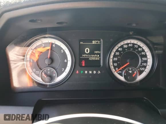 2021 Ram 1500 Warlock z VIN 1C6RR7LT1MS518504, wystawiony jako Copart lot #56205275 z przebiegiem 42 554 mil mil oraz Szkoda całkowita • Salvage title. Historia ofert i sprzedaży dostępna na DreamBid. Obrazek 9.