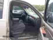 2008 Chevrolet Tahoe 1LT z VIN 1GNFK13028J100975, wystawiony jako IAAI lot #42104128 z przebiegiem 205 625 mil mil oraz . Historia ofert i sprzedaży dostępna na DreamBid. Obrazek 5.