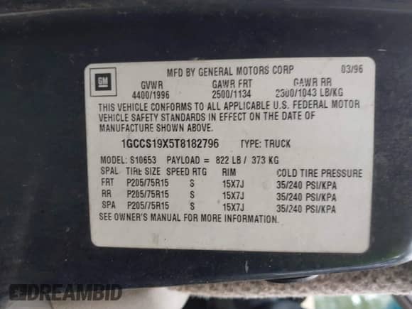 1996 Chevrolet S-10 LS z VIN 1GCCS19X5T8182796, wystawiony jako IAAI lot #42700891 z przebiegiem 174 721 mil mil oraz . Historia ofert i sprzedaży dostępna na DreamBid. Obrazek 9.