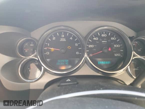 2007 GMC Sierra 1500 SLE1 с VIN 1GTEK19JX7Z635170, выставлен на аукционе Copart как лот 45632715 с пробегом 251 301 миль миль и Списание • Salvage title. История ставок и продаж доступна на DreamBid. Изображение 9.