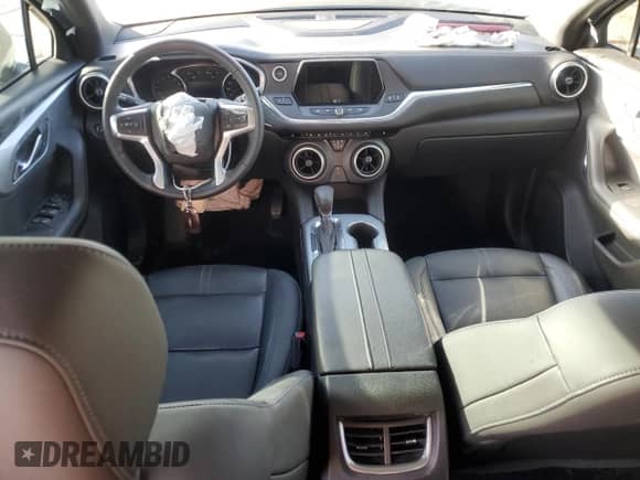 2020 Chevrolet Blazer LT с VIN 3GNKBDR40LS696816, выставлен на аукционе Copart как лот 84332414 с пробегом 29 023 миль миль и На запчасти • Non repairable. История ставок и продаж доступна на DreamBid. Изображение 8.