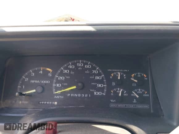 1995 Chevrolet Silverado 1500 z VIN 1GCEC14Z8SZ217712, wystawiony jako IAAI lot #42459235 z przebiegiem 172 963 mil mil oraz . Historia ofert i sprzedaży dostępna na DreamBid. Obrazek 7.