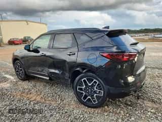 2023 Chevrolet Blazer RS z VIN 3GNKBERS9PS221417, wystawiony jako Copart lot #83887575 z przebiegiem 31 313 mil mil oraz Szkoda całkowita • Salvage title. Historia ofert i sprzedaży dostępna na DreamBid. Obrazek 2.