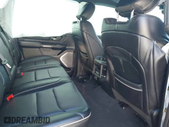 2019 Ram 1500 Limited z VIN 1C6SRFHT4KN588563, wystawiony jako IAAI lot #43503144 z przebiegiem 54 603 mil mil oraz . Historia ofert i sprzedaży dostępna na DreamBid. Obrazek 8.