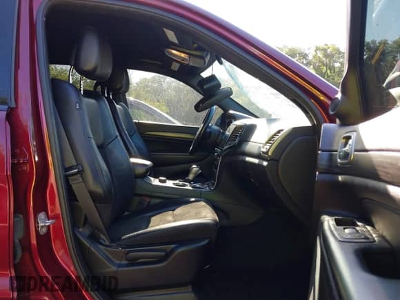 2022 Jeep Grand Cherokee Laredo X with VIN 1C4RJFAG4NC149505, listed as a IAAI auction lot 42583914 with 71,316 mi miles and . Bid and sale history available at DreamBid. Image 5.