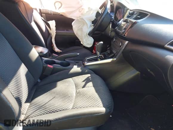 2017 Nissan Sentra SR z VIN 3N1AB7AP4HY346530, wystawiony jako IAAI lot #41776676 z przebiegiem 103 917 mil mil oraz . Historia ofert i sprzedaży dostępna na DreamBid. Obrazek 5.