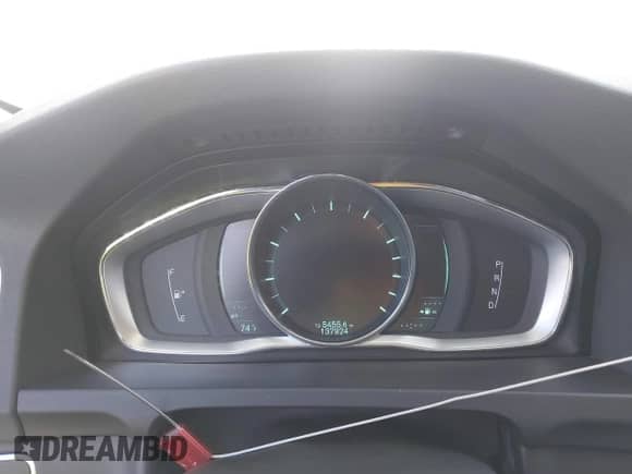 2014 Volvo S60 T5 с VIN YV1612FS2E1284271, выставлен на аукционе IAAI как лот 41634172 с пробегом 137 924 миль миль и . История ставок и продаж доступна на DreamBid. Изображение 7.