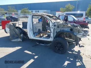 2011 Toyota Tacoma z VIN 5TFNX4CNXBX001764, wystawiony jako IAAI lot #41641600 z przebiegiem Nie podano mil oraz . Historia ofert i sprzedaży dostępna na DreamBid. Obrazek 1.