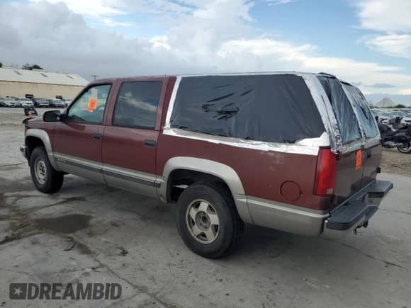 1998 Chevrolet Suburban с VIN 1GNFK16R8WJ362295, выставлен на аукционе Copart как лот 78438584 с пробегом 343 898 миль миль и Списание • Salvage title. История ставок и продаж доступна на DreamBid. Изображение 2.