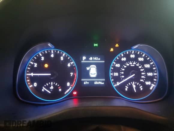 2018 Hyundai Kona SE z VIN KM8K12AA0JU073898, wystawiony jako Copart lot #69858725 z przebiegiem 65 696 mil mil oraz Szkoda całkowita • Salvage title. Historia ofert i sprzedaży dostępna na DreamBid. Obrazek 9.