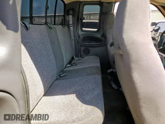 2002 Dodge 2500 с VIN 3B7KC23612M317247, выставлен на аукционе Copart как лот 71536555 с пробегом 167 157 миль миль и Списание • Salvage title. История ставок и продаж доступна на DreamBid. Изображение 10.