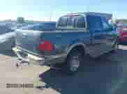 2002 Ford F-150 XLT с VIN 1FTRW08L12KB74302, выставлен на аукционе IAAI как лот 43384718 с пробегом 250 131 миль миль и . История ставок и продаж доступна на DreamBid. Изображение 4.