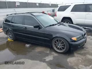 2005 BMW 3 Series 325i with VIN WBAEN334X5PC13883, listed as a IAAI auction lot 42746364 with 163,577 mi miles and . Bid and sale history available at DreamBid. Image 1.