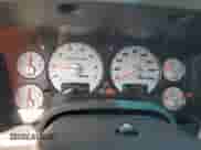 2005 Dodge RAM z VIN 3D7HA18H55G863949, wystawiony jako Copart lot #69486764 z przebiegiem 212 952 mil mil oraz Szkoda całkowita • Salvage title. Historia ofert i sprzedaży dostępna na DreamBid. Obrazek 9.