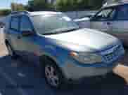 2012 Subaru Forester X z VIN JF2SHABC8CH432356, wystawiony jako IAAI lot #43390315 z przebiegiem 167 937 mil mil oraz . Historia ofert i sprzedaży dostępna na DreamBid. Obrazek 1.