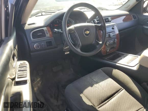 2010 Chevrolet Tahoe LS with VIN 1GNMCAE09AR256410, listed as a Copart auction lot 71730955 with 234,851 mi miles and Salvage title. Bid and sale history available at DreamBid. Image 8.