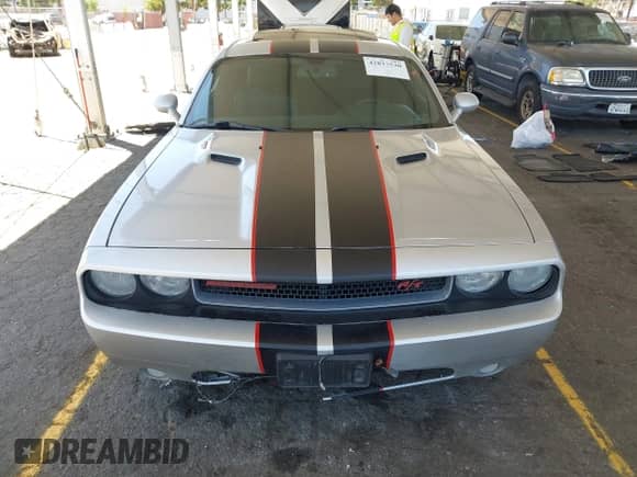 2012 Dodge Challenger R/T z VIN 2C3CDYBT6CH107999, wystawiony jako IAAI lot #42837530 z przebiegiem 124 448 mil mil oraz . Historia ofert i sprzedaży dostępna na DreamBid. Obrazek 13.