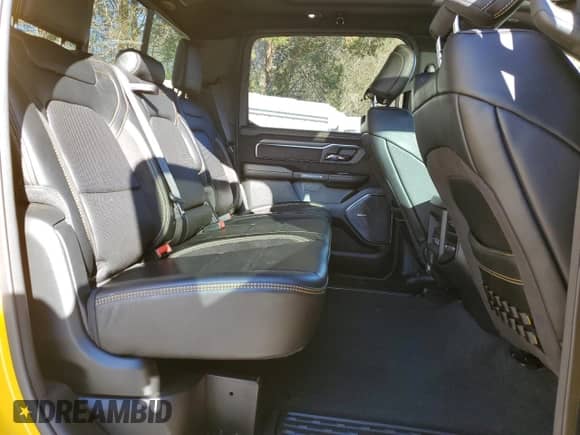 2023 Ram 1500 TRX z VIN 1C6SRFU92PN546863, wystawiony jako Copart lot #87868515 z przebiegiem 18 460 mil mil oraz Szkoda całkowita • Salvage title. Historia ofert i sprzedaży dostępna na DreamBid. Obrazek 10.