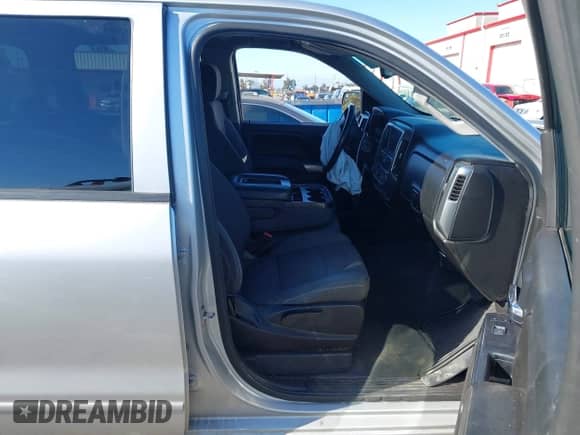 2018 Chevrolet Silverado 1500 LT z VIN 3GCPCREC4JG553583, wystawiony jako IAAI lot #43189486 z przebiegiem 147 486 mil mil oraz . Historia ofert i sprzedaży dostępna na DreamBid. Obrazek 5.