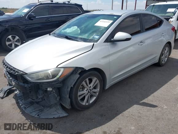 2017 Hyundai Elantra SE z VIN 5NPD84LF4HH146594, wystawiony jako IAAI lot #43242324 z przebiegiem 96 036 mil mil oraz . Historia ofert i sprzedaży dostępna na DreamBid. Obrazek 2.