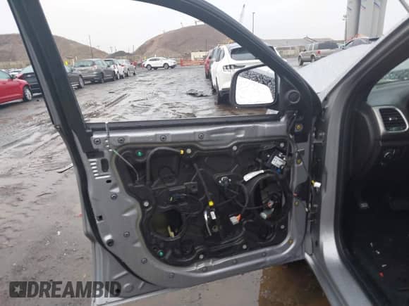 2021 Jeep Grand Cherokee Laredo E with VIN 1C4RJEAG6MC713910, listed as a IAAI auction lot 41041400 with 69,242 mi miles and . Bid and sale history available at DreamBid. Image 20.