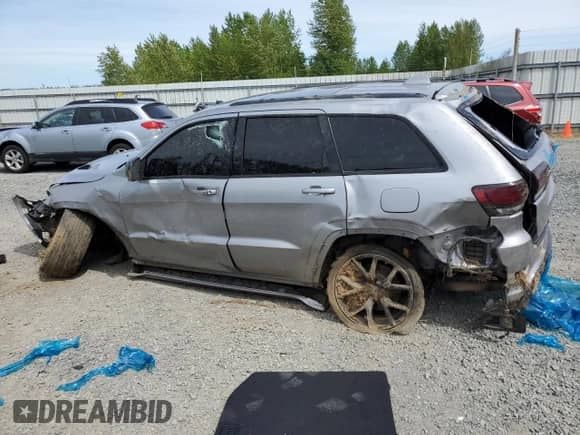 2018 Jeep Grand Cherokee Trackhawk z VIN 1C4RJFN98JC408289, wystawiony jako Copart lot #55948525 z przebiegiem 54 043 mil mil oraz Szkoda całkowita • Salvage title. Historia ofert i sprzedaży dostępna na DreamBid. Obrazek 2.