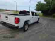 2017 Chevrolet Silverado 1500 Work Truck z VIN 3GCPCNEC7HG141967, wystawiony jako Copart lot #66048235 z przebiegiem 132 553 mil mil oraz Czysty tytuł • Clean title. Historia ofert i sprzedaży dostępna na DreamBid. Obrazek 2.