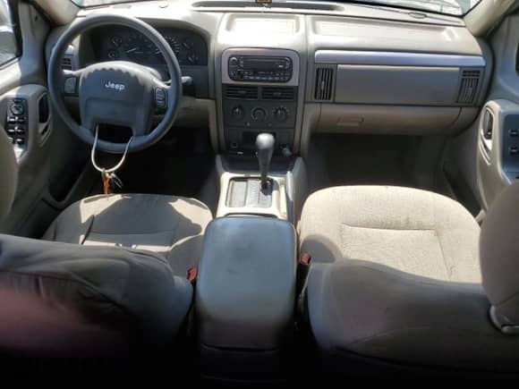 2004 Jeep Grand Cherokee Laredo with VIN 1J4GX48S94C381627, listed as a Copart auction lot 70754855 with 318,672 mi miles and Salvage title. Bid and sale history available at DreamBid. Image 8.