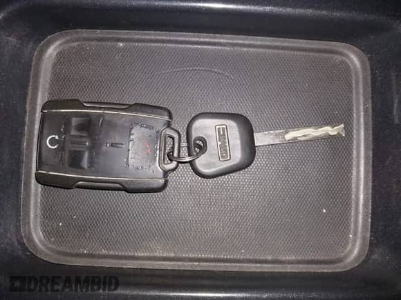 2017 GMC Sierra 1500 SLE with VIN 3GTU2MEC4HG448156, listed as a IAAI auction lot 42038642 with 135,373 mi miles and . Bid and sale history available at DreamBid. Image 11.