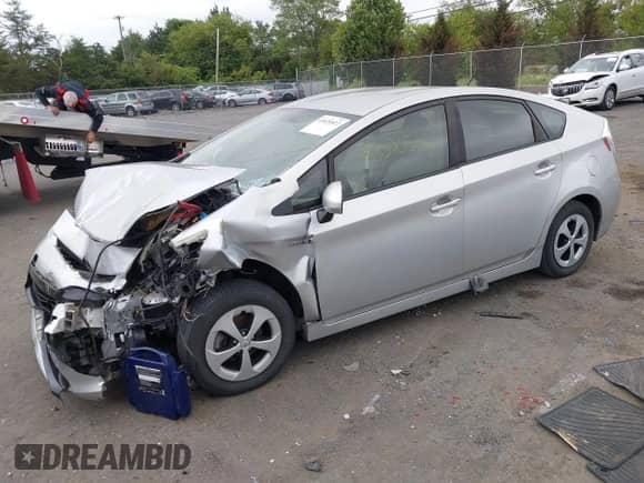 2012 Toyota Prius One с VIN JTDKN3DU1C1538780, выставлен на аукционе IAAI как лот 43020522 с пробегом 148 468 миль миль и . История ставок и продаж доступна на DreamBid. Изображение 2.