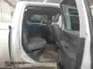 2017 Ram 1500 Tradesman z VIN 1C6RR7KG9HS837370, wystawiony jako IAAI lot #42892746 z przebiegiem 109 698 mil mil oraz . Historia ofert i sprzedaży dostępna na DreamBid. Obrazek 8.