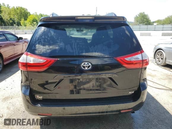 2017 Toyota Sienna XLE Auto Access Seat with VIN 5TDYZ3DC1HS890063, listed as a Copart auction lot 69876045 with 81,152 mi miles and Salvage title. Bid and sale history available at DreamBid. Image 6.