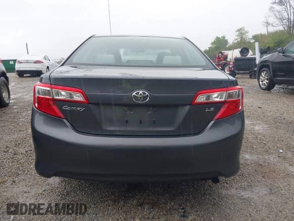 2012 Toyota Camry L with VIN 4T1BF1FK3CU513113, listed as a IAAI auction lot 43403173 with 140,531 mi miles and . Bid and sale history available at DreamBid. Image 17.