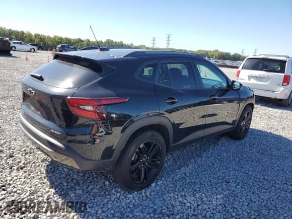 2024 Chevrolet Trax ACTIV с VIN KL77LKE22RC002384, выставлен на аукционе Copart как лот 82557165 с пробегом 13 947 миль миль и Списание • Salvage title. История ставок и продаж доступна на DreamBid. Изображение 3.