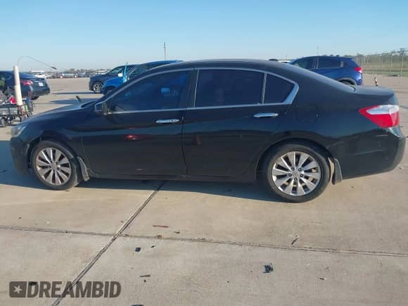 2015 Honda Accord EX-L with VIN 1HGCR2F88FA116529, listed as a IAAI auction lot 43429360 with 125,247 mi miles and . Bid and sale history available at DreamBid. Image 14.