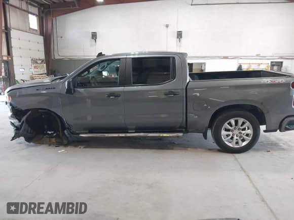 2021 Chevrolet Silverado 1500 Custom с VIN 1GCPYBEK7MZ231332, выставлен на аукционе IAAI как лот 42567389 с пробегом 41 397 миль миль и . История ставок и продаж доступна на DreamBid. Изображение 15.