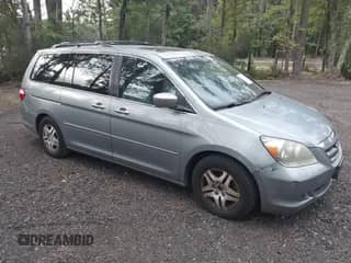 2007 Honda Odyssey EX-L с VIN 5FNRL38747B010768, выставлен на аукционе IAAI как лот 43357677 с пробегом 200 019 миль миль и . История ставок и продаж доступна на DreamBid. Изображение 1.