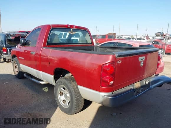 2007 Dodge 1500 ST с VIN 1D7HA16K47J576490, выставлен на аукционе IAAI как лот 43301856 с пробегом 256 361 миль миль и . История ставок и продаж доступна на DreamBid. Изображение 3.