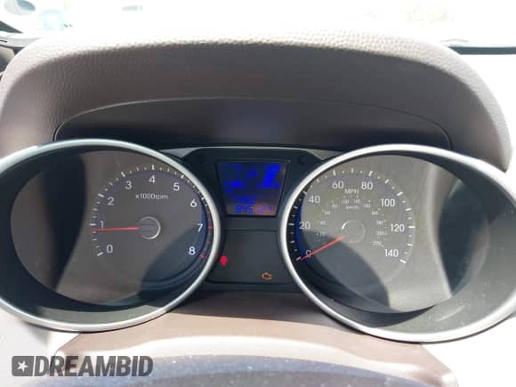 2014 Hyundai Tucson Limited z VIN KM8JUCAG3EU906614, wystawiony jako IAAI lot #42578113 z przebiegiem 84 512 mil mil oraz . Historia ofert i sprzedaży dostępna na DreamBid. Obrazek 7.