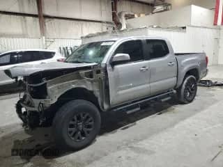2020 Toyota Tacoma SR with VIN 5TFAX5GN6LX182362, listed as a Copart auction lot 70362415 with 39,589 mi miles and Salvage title. Bid and sale history available at DreamBid. Image 1.