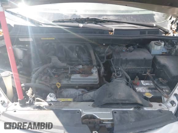 2008 Toyota Sienna XLE z VIN 5TDBK22C08S019999, wystawiony jako IAAI lot #43180038 z przebiegiem 218 337 mil mil oraz . Historia ofert i sprzedaży dostępna na DreamBid. Obrazek 10.