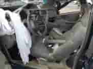 2003 Chevrolet S-10 LS z VIN 1GCCS19H538129606, wystawiony jako Copart lot #83271624 z przebiegiem 88 823 mil mil oraz Nie do naprawy • Non repairable. Historia ofert i sprzedaży dostępna na DreamBid. Obrazek 7.