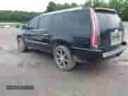 2008 Cadillac Escalade ESV с VIN 1GYFK668X8R111533, выставлен на аукционе IAAI как лот 42998299 с пробегом 178 675 миль миль и . История ставок и продаж доступна на DreamBid. Изображение 3.