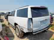 2019 Chevrolet Suburban LS z VIN 1GNSCGKC6KR210298, wystawiony jako Copart lot #67282405 z przebiegiem 104 939 mil mil oraz Szkoda całkowita • Salvage title. Historia ofert i sprzedaży dostępna na DreamBid. Obrazek 2.