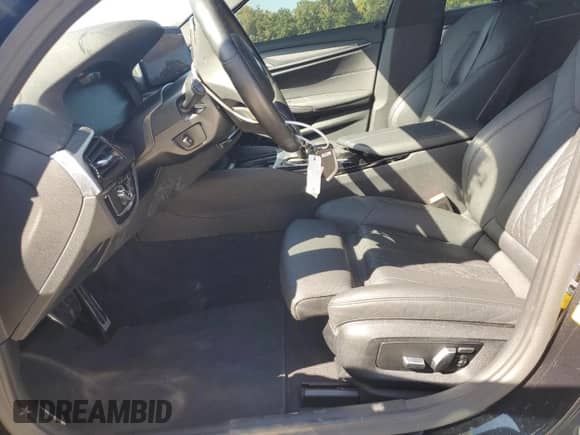 2022 BMW 5 Series 540i с VIN WBA53BJ04NWX46363, выставлен на аукционе Copart как лот 87417605 с пробегом Не указан миль и Чистый • Clean title. История ставок и продаж доступна на DreamBid. Изображение 7.