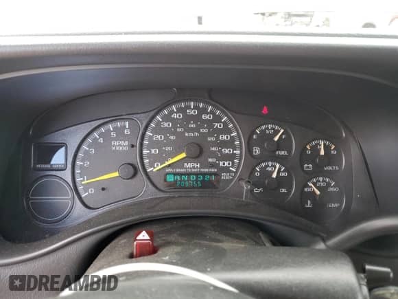 2000 Chevrolet Suburban LT z VIN 3GNFK16T4YG157766, wystawiony jako Copart lot #56097635 z przebiegiem 209 755 mil mil oraz Szkoda całkowita • Salvage title. Historia ofert i sprzedaży dostępna na DreamBid. Obrazek 9.