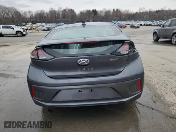 2020 Hyundai Ioniq SEL с VIN KMHC75LD9LU199563, выставлен на аукционе Copart как лот 51472845 с пробегом 17 905 миль миль и Списание • Salvage title. История ставок и продаж доступна на DreamBid. Изображение 6.