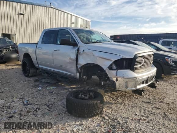2015 Ram 1500 Outdoorsman с VIN 1C6RR7LG2FS712710, выставлен на аукционе Copart как лот 77847394 с пробегом 113 275 миль миль и На запчасти • Non repairable. История ставок и продаж доступна на DreamBid. Изображение 4.