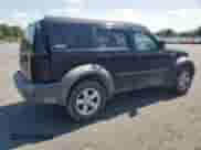 2007 Dodge Nitro SXT with VIN 1D8GU28K87W607017, listed as a Copart auction lot 68344065 with 164,797 mi miles and Salvage title. Bid and sale history available at DreamBid. Image 3.